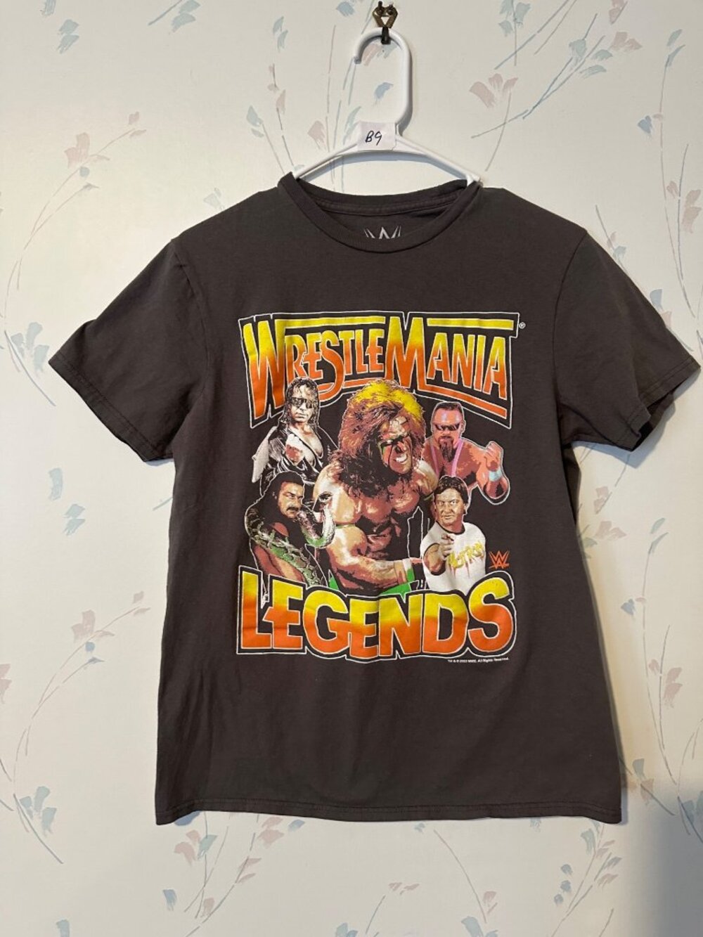 WWE WrestleMania Legends Graphic T-Shirt Size M Black Short Sleeve Cotton Tee